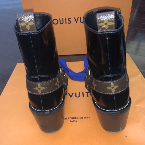 Louis Vuitton boots - Picture 2 of 6